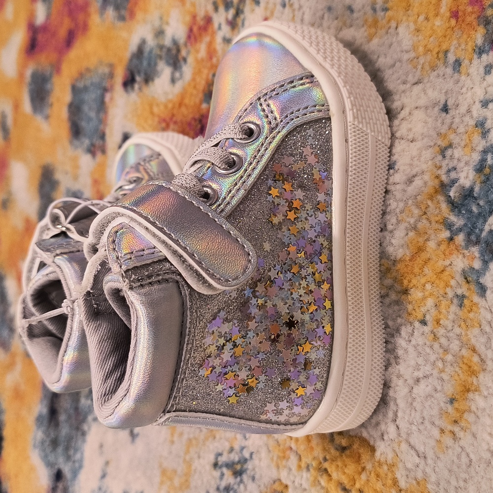 NWT Sparkle High Top Toddler Sneakers